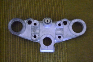 Triumph top yoke BEFORE.
